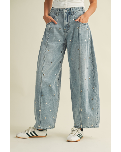 Hazel Studded Barrel Jean
